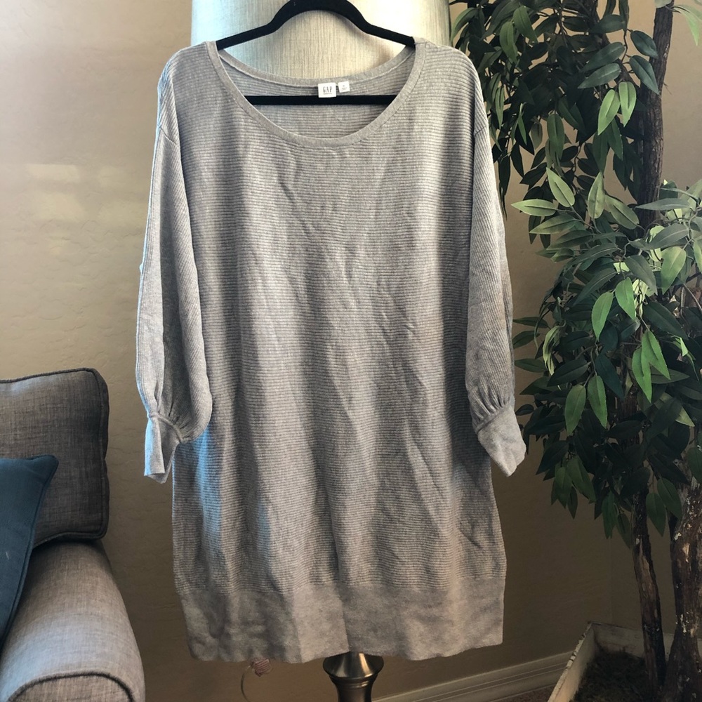 Gap maternity balloon sleeves light sweater